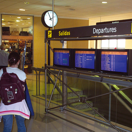 Monitor degli orari aeroporto di Malaga